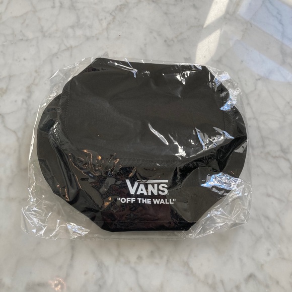 vans toiletry bag